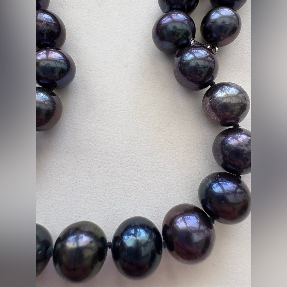 Imperial pearls by Josh Bazar, 24”, freshwater, 925 clasp.  Dark purple - Picture 3 of 8